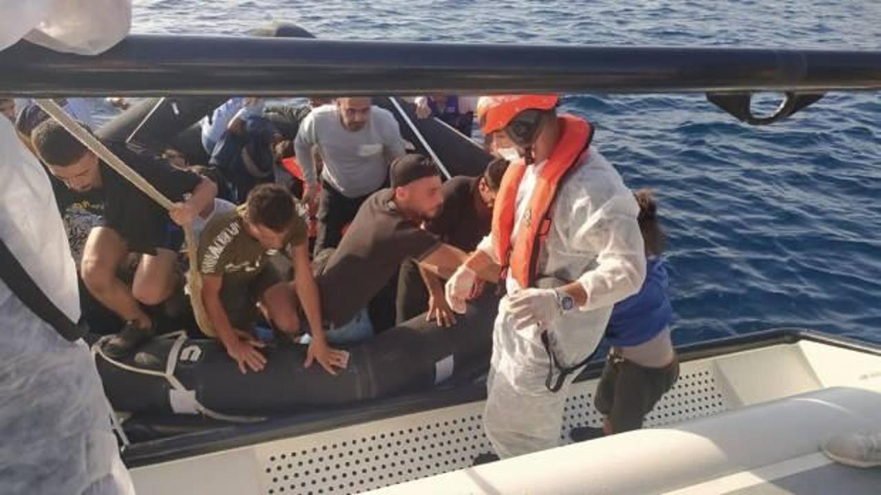 Aydın'da Türk karasurlarına itilen 158 mülteci kurtarıldı