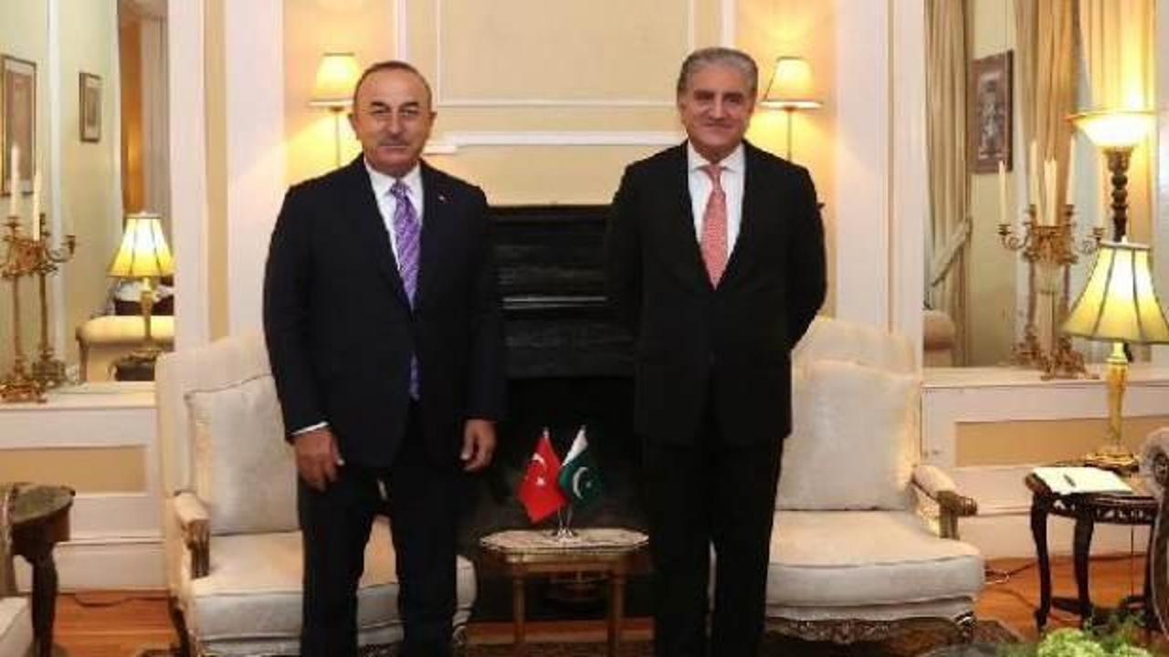 Bakan Çavuşoğlu, Pakistan Dışişleri Bakanı ile görüştü