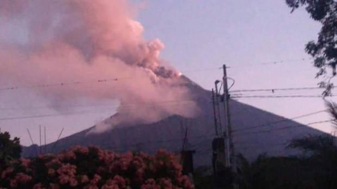 Fuego Yanardağı faaliyete ge&ccedil;ti