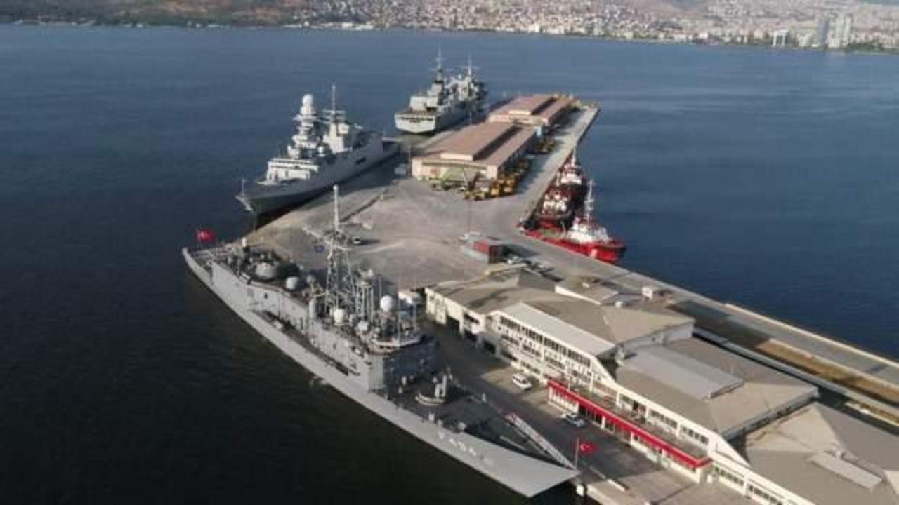 İtalyan ve İspanyol savaş gemilerinden İzmir limanına ziyaret