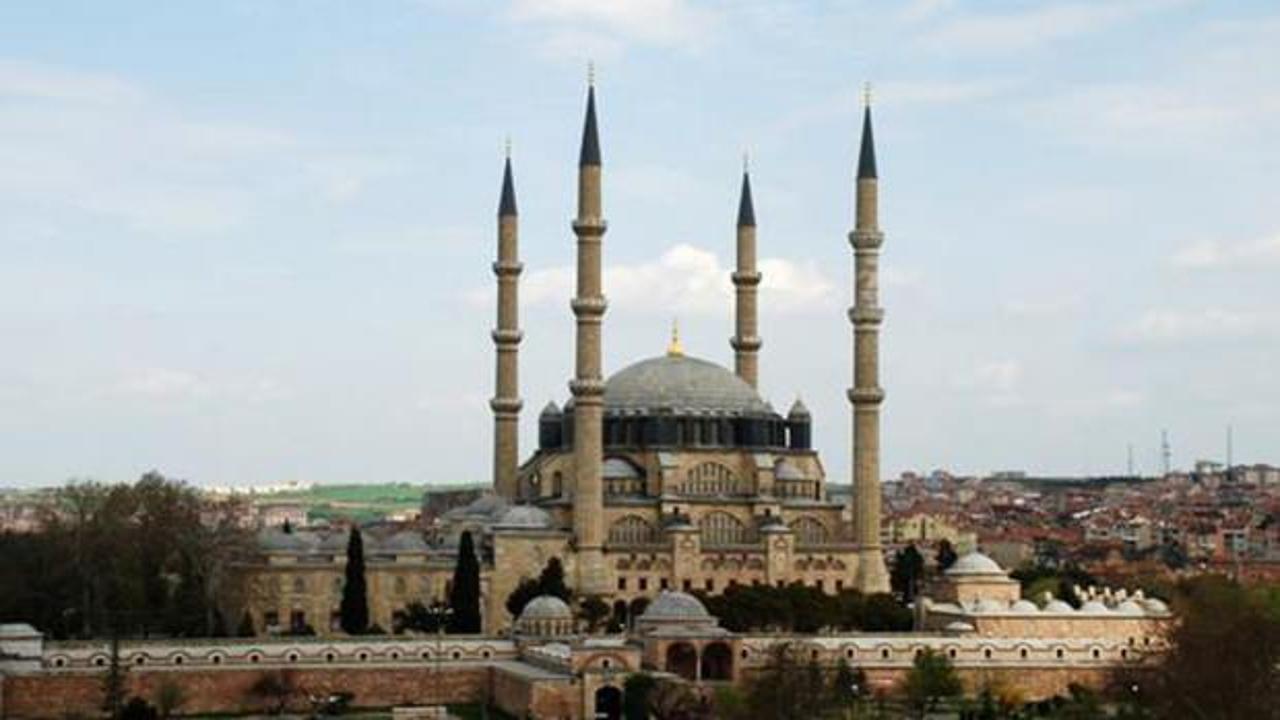 Selimiye Camisi meydanının düzenlenmesi için ilk adım atıldı
