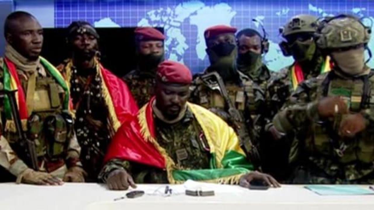 Gine'de askeri cunta, üyelerine aday olma yasağı getirdi