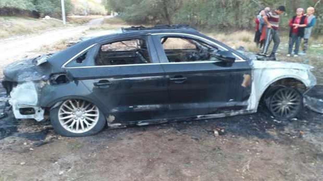 Konya’da bir otomobil alev alev yandı