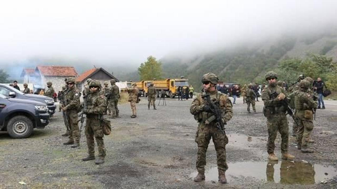 Kosova ile Sırbistan askerlerini eş zamanlı geri çekti