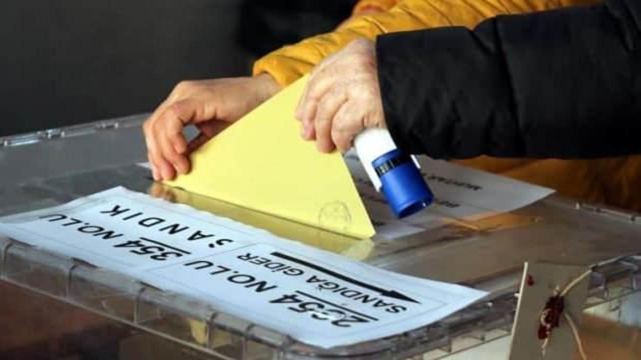 Erdoğan'ın masasındaki son anket! Mustafa Şen, AK Parti'nin oy oranı açıkladı