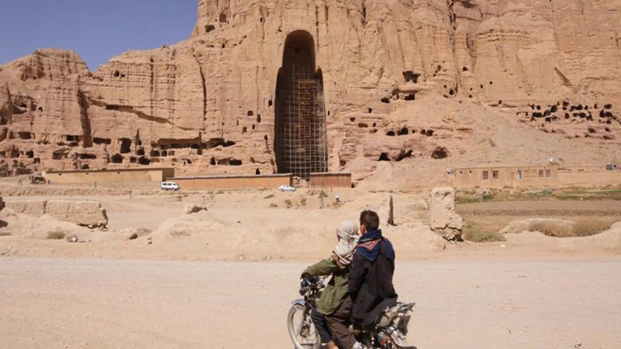 Afganistan'dan turizm atağı: Dev Buda heykellerini restore edecekler