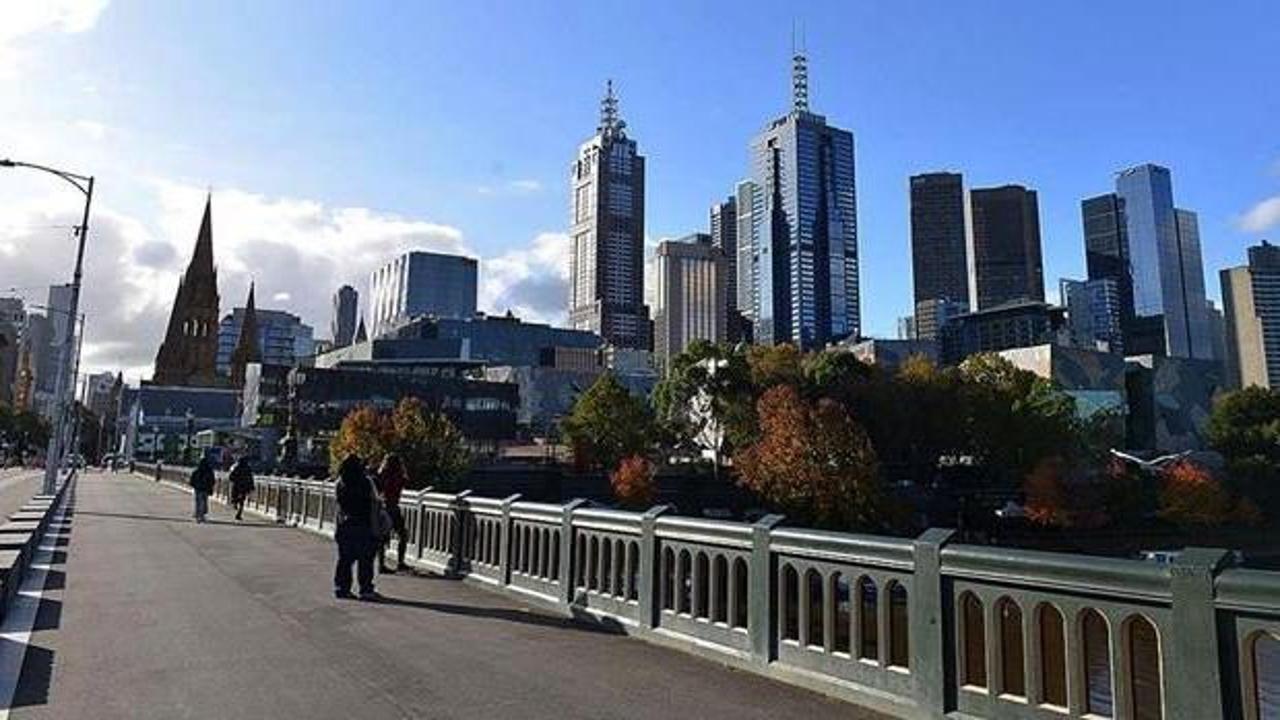 Avustralya sınırları yabancı turistlere kapalı