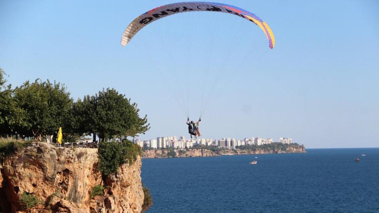 Dünyaca ünlü sahil adrenalin tutkunlarının uğrak yeri oldu