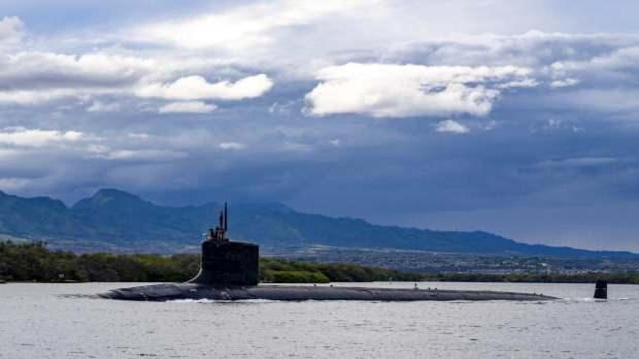 Pasifikte denizaltı kazası: Bilinmeyen bir cisme çarptı
