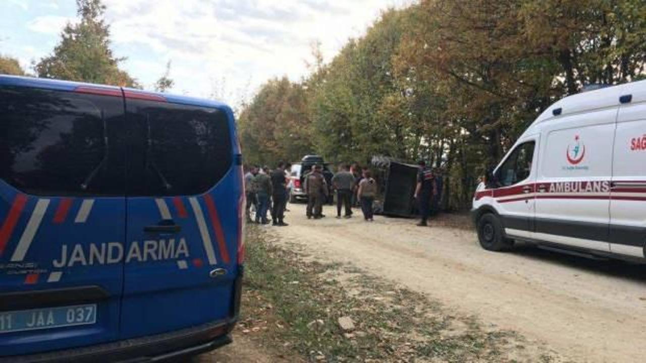 Bilecik&rsquo;te kaza! Seyir halindeki trakt&ouml;r devrildi