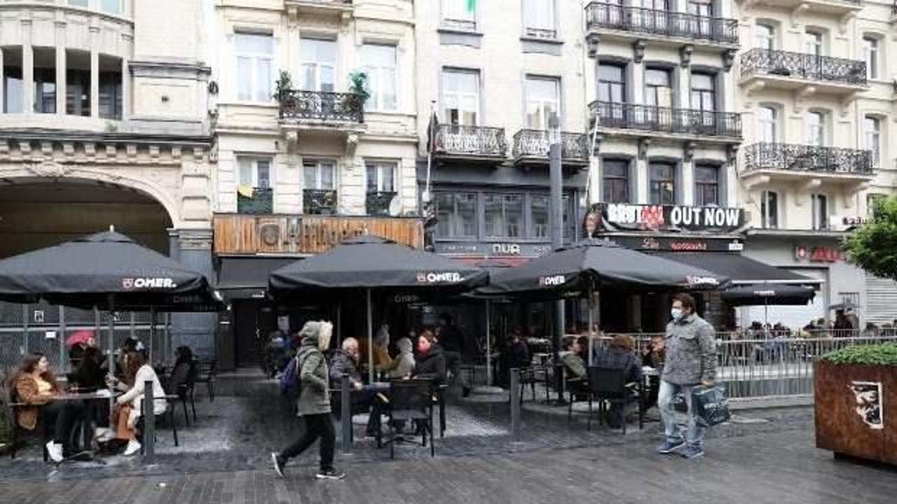Brüksel'de sosyal hayat 'Güvenli Kovid Belgesi' ile mümkün olacak