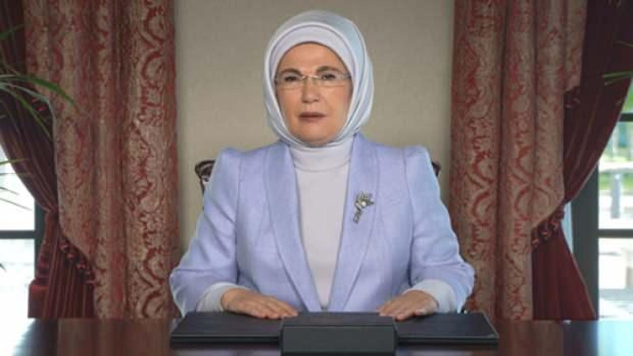 Emine Erdoğan'dan "Sıfır Atık Zirvesi 2021"de &ouml;nemli mesajlar