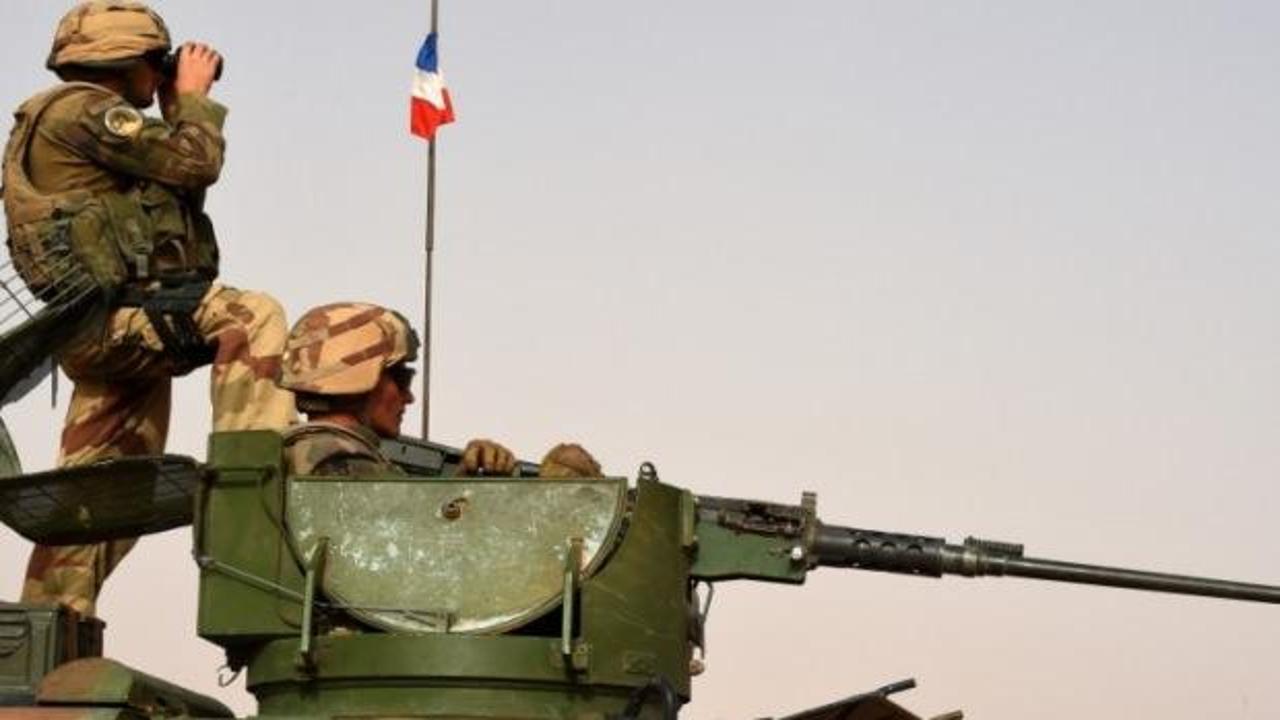 Fransa resmen duyurdu: Askerlerimiz bölgeden çekildi