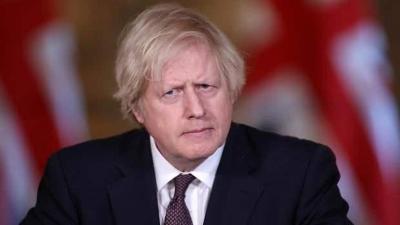 İngiltere'de noel partisi yüzünden Başbakan Johnson'un istifası istendi