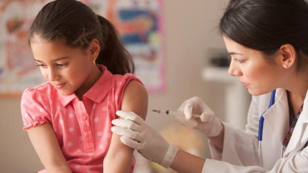 Çocuklar için 'kovid' uyarısı: Bütün sistemleri etkiliyor, aşılarını yaptırın!