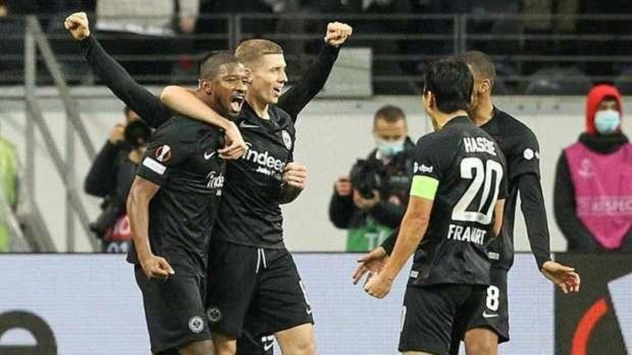 Eintracht Frankfurt, Olympiakos'u 3 golle geçti!