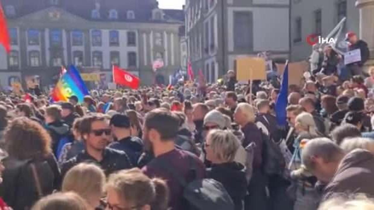 İsviçre’de korona sertifikası protestosu!