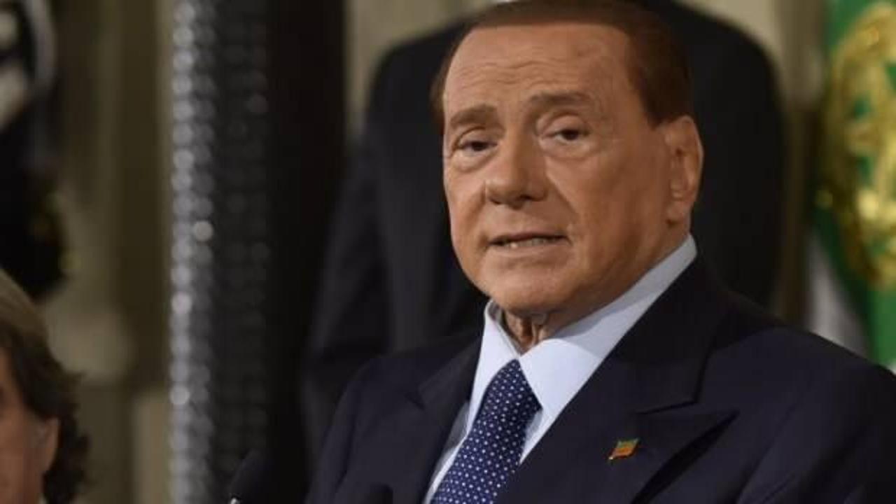  İtalya'nın eski Başbakanı Berlusconi rüşvet davasından beraat etti