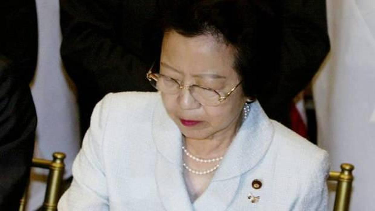 Japonya'nın tek kadın Kabine Baş Sekreteri Moriyama öldü