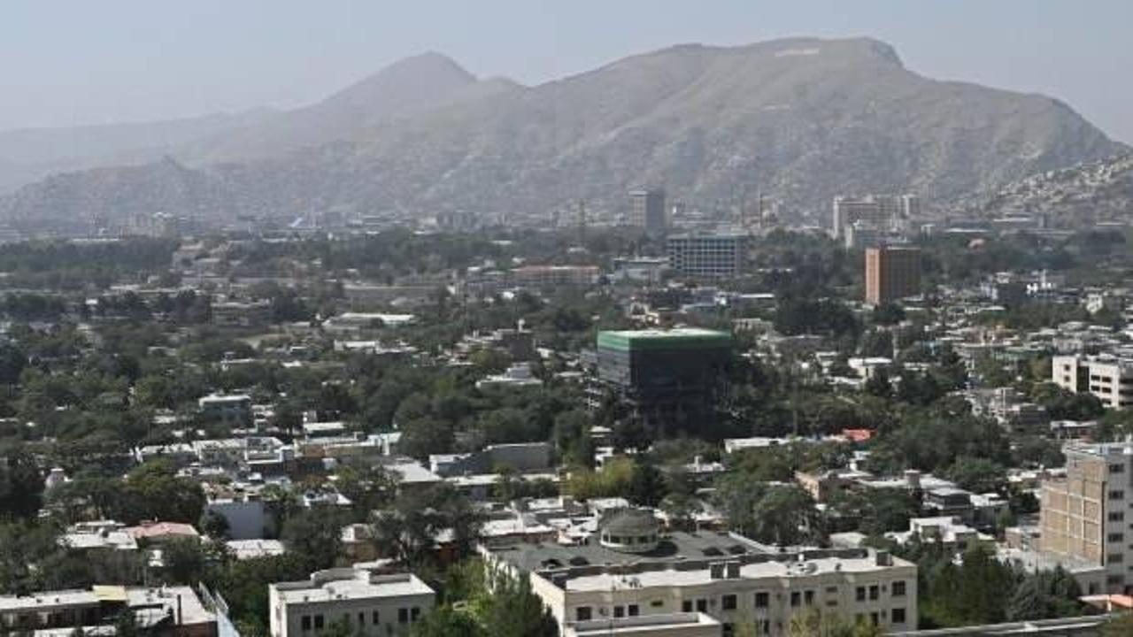 Kabil'de patlama: Elektrikler kesildi