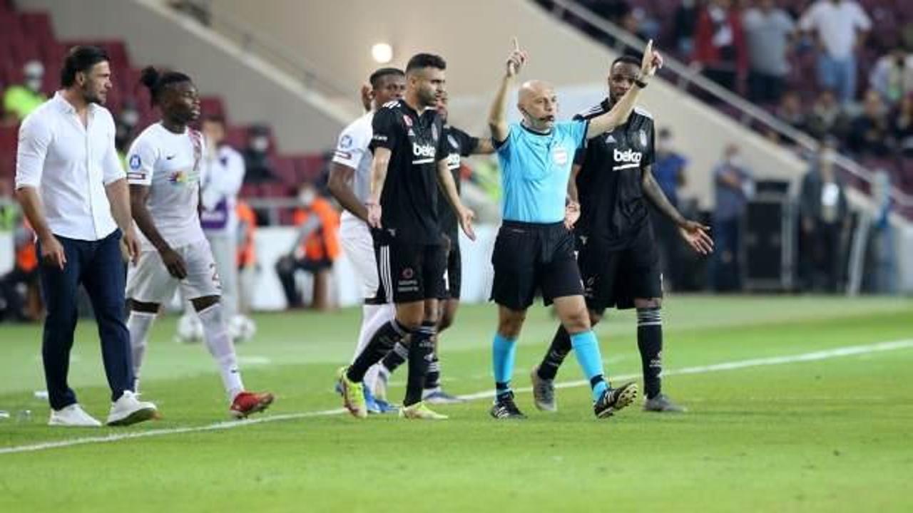 Cüneyt Çakır'ın iptal ettiği gol Bundesliga'da geçerli sayıldı