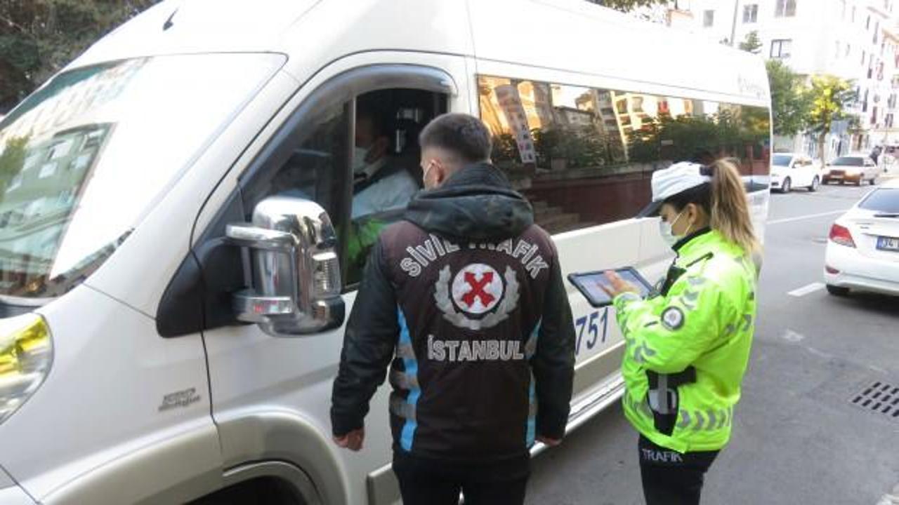 Kadıköy'de korsan öğrenci servisi yakalandı
