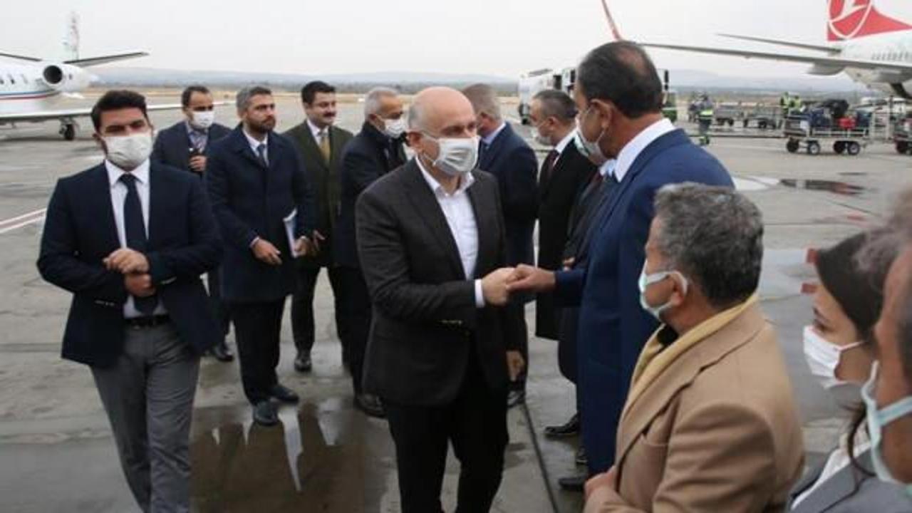 Karaismailoğlu, Gaziantep Havalimanı'nda incelemelerde bulundu
