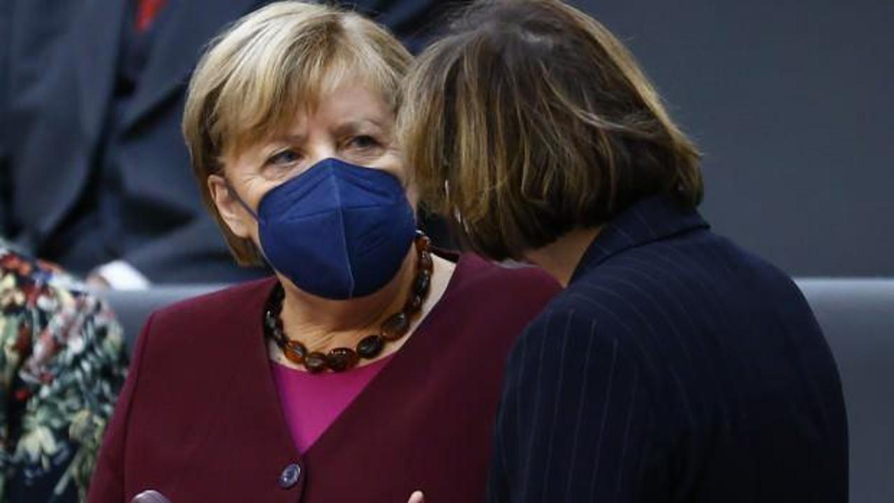 Merkel: Dünya Ticaret Örgütü kendini yenilemeli