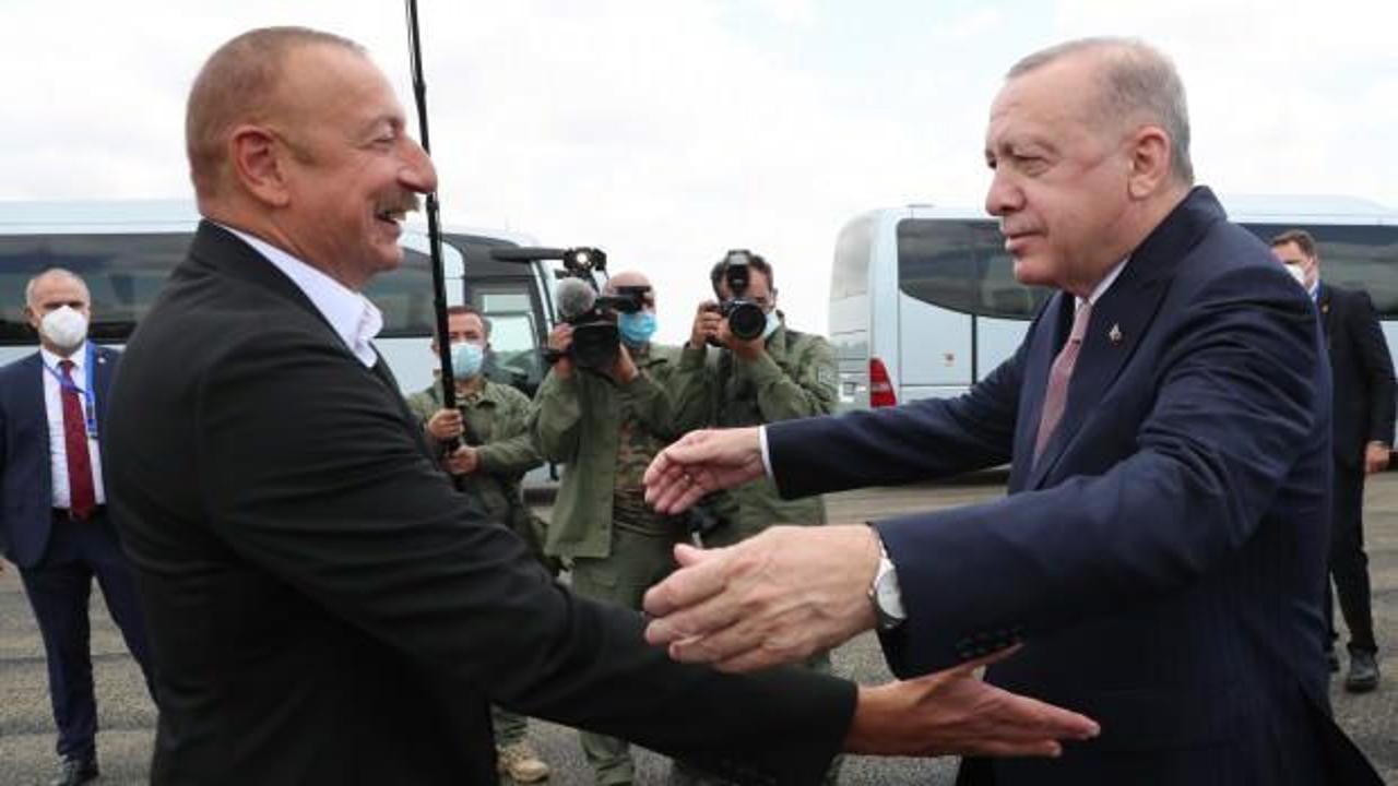 Cumhurbaşkanı Erdoğan ve Aliyev'in ortak faaliyetleri kitaplaştırıldı