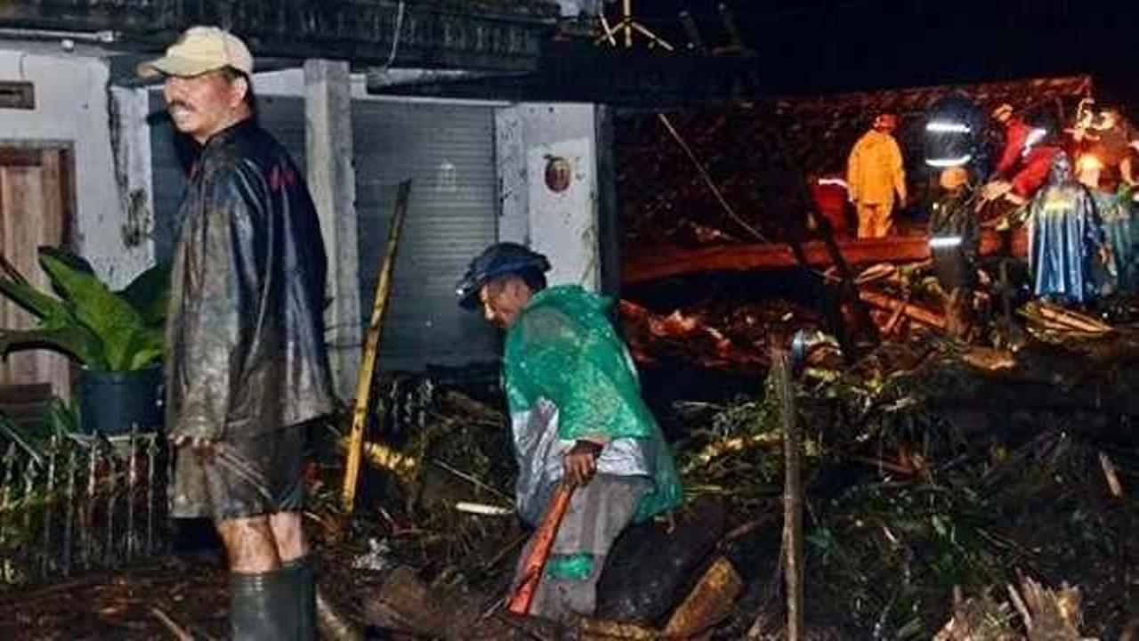 Endonezya'da sel felaketi: 11 kişi kayıp