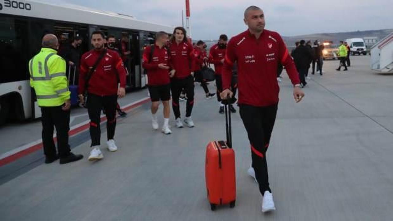 A Milli Futbol Takımı, Karadağ'a gitti
