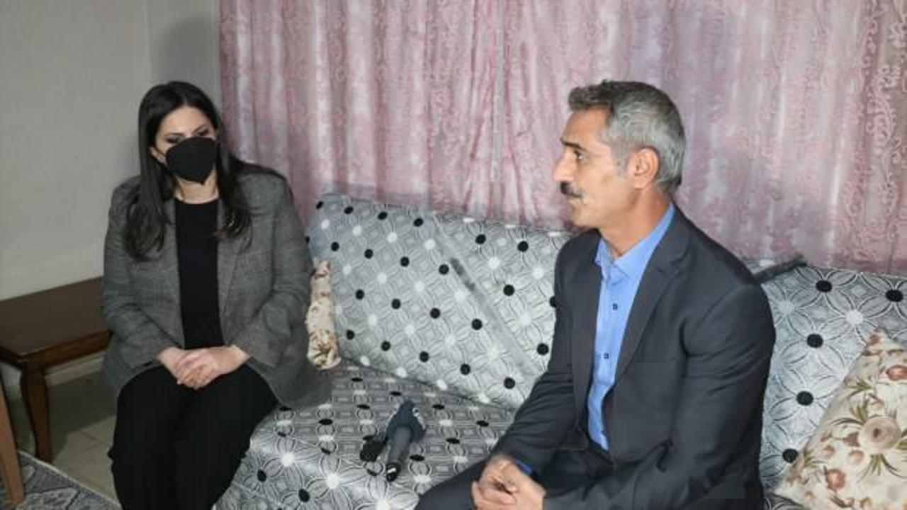 AK Parti'li Sarıeroğlu, Türkkan'ın küfür ettiği şehit ailesini ziyaret etti
