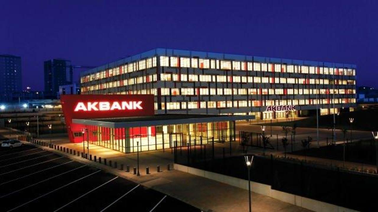 Akbank'tan 'mükerrer işlem' sorunuyla ilgili yeni açıklama