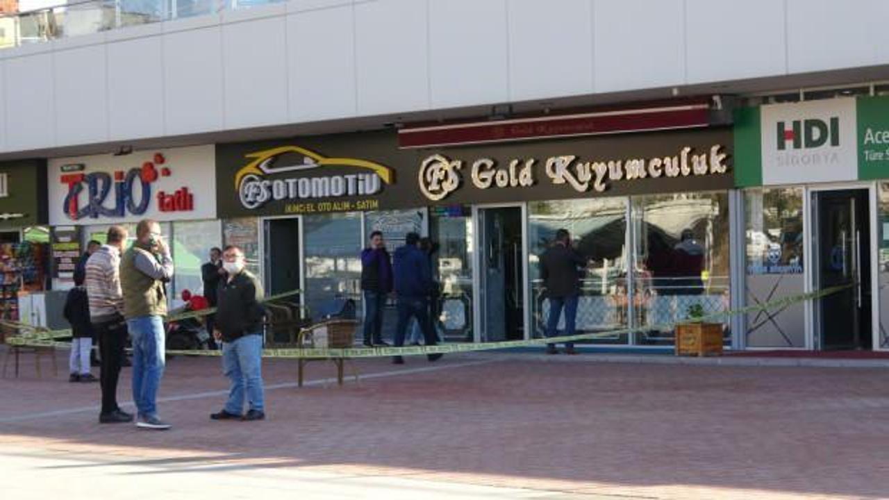 Bursa&rsquo;da 100 bin liralık soygun! Sahte altınları bile g&ouml;t&uuml;rd&uuml;