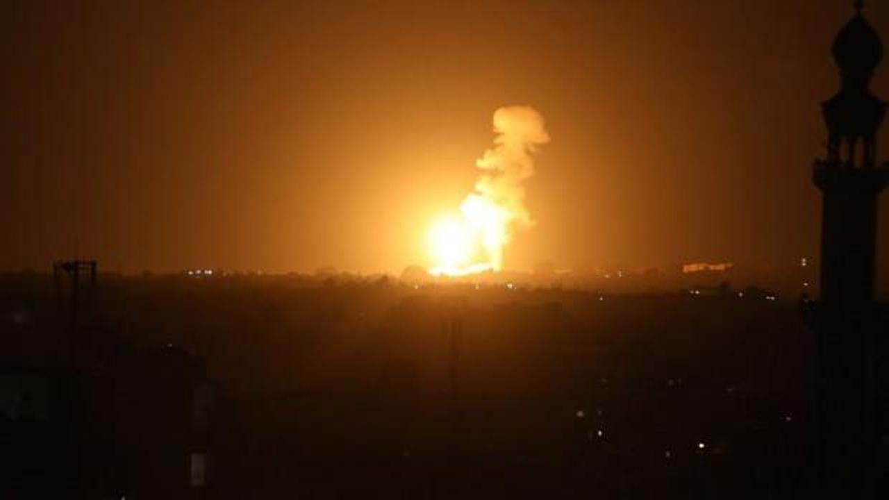 İsrail'in Esed rejiminin askeri noktalarına hava saldırısı düzenlediği öne sürüldü