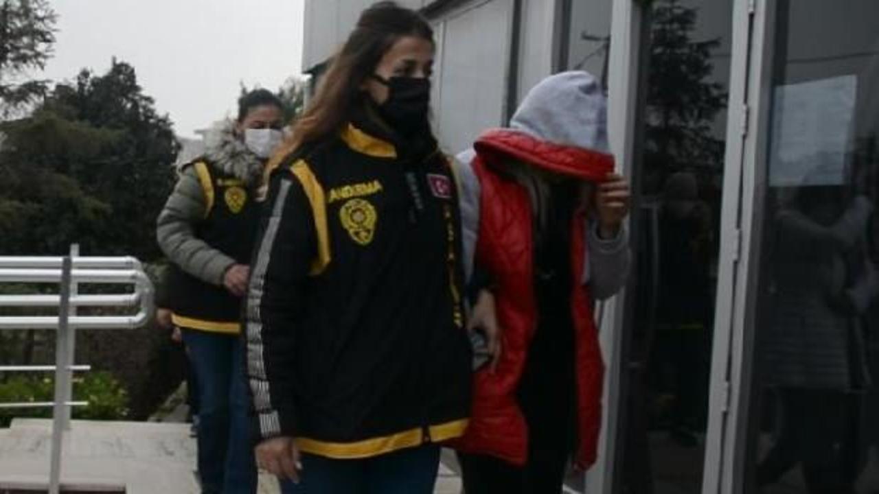 Masaj salonlarına fuhuş operasyonu; 8'i kadın 9 kişi tutuklandı