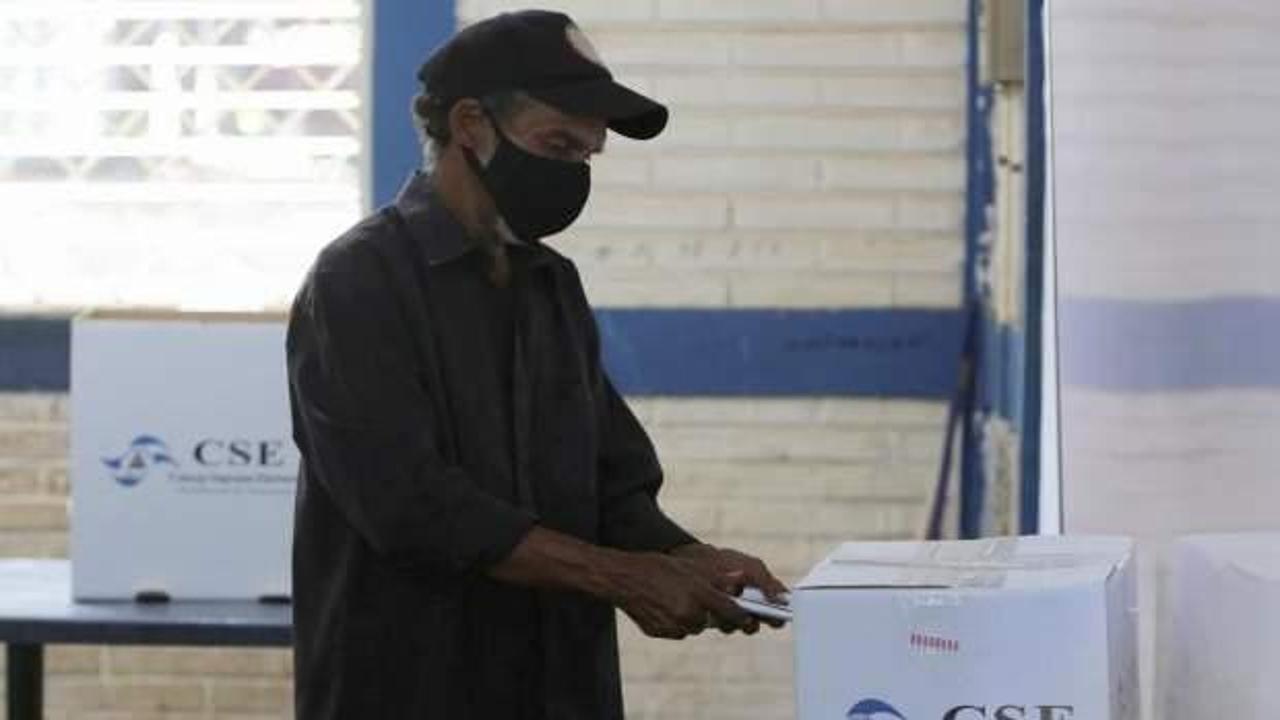 Nikaragua'da devlet başkanlığı se&ccedil;iminde sandıklar kapandı