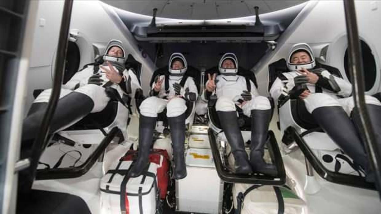 SpaceX, NASA "Crew-3" uçuşuyla uzaya 4 astronot gönderecek