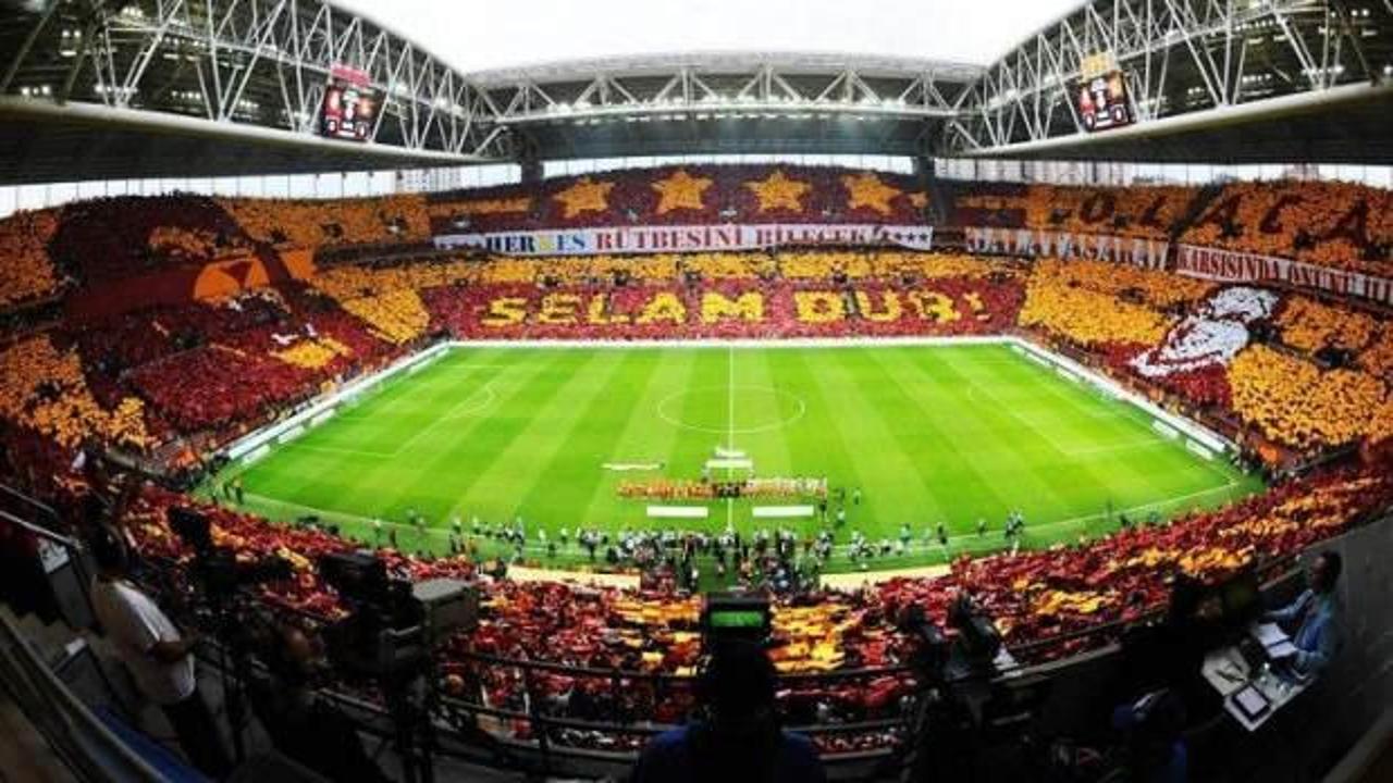 Galatasaray taraftarından koreografi hazırlığı