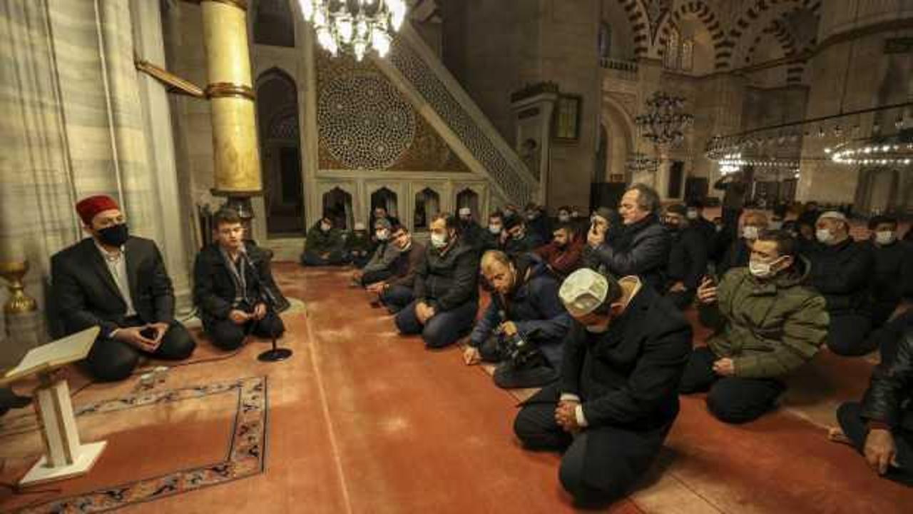 Şehzadebaşı Camisi’nde Sezai Karakoç için anlamlı program