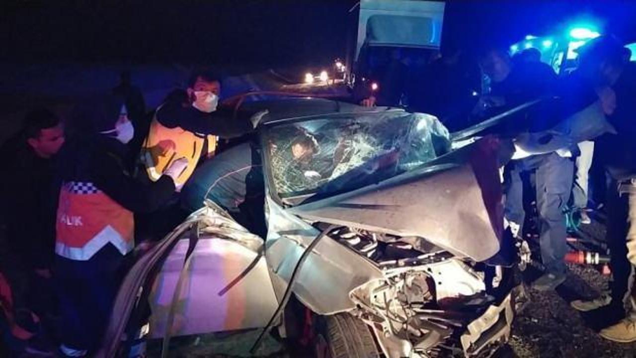 Kahramanmaraş'ta otomobiller kafa kafaya çarpıştı: 6 yaralı