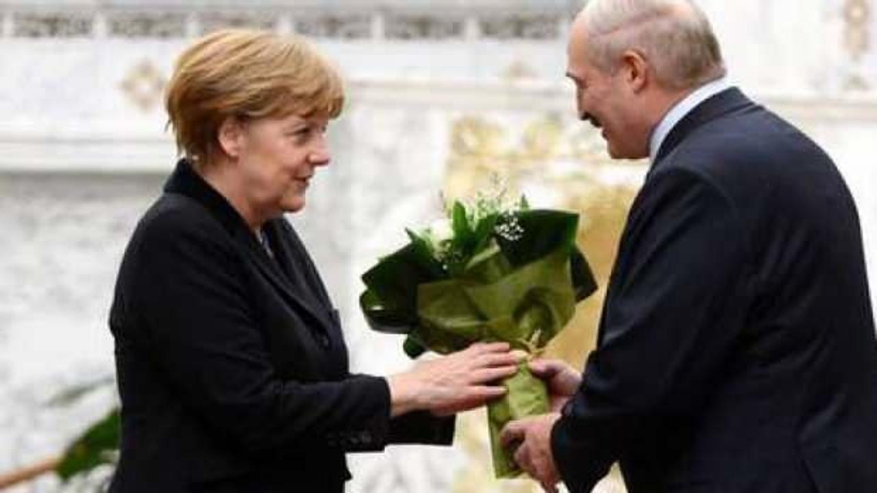 Lukaşenko ve Merkel arasında Belarus-Polonya sınırındaki 2. göçmen krizi zirvesi