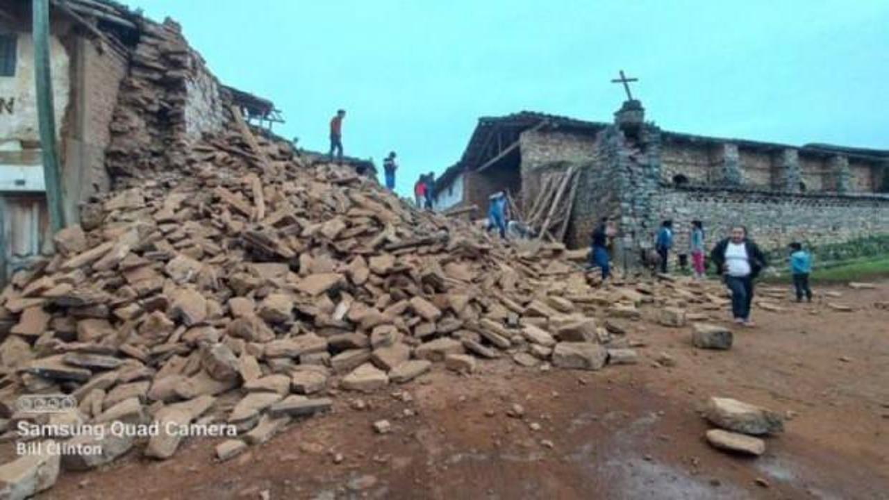 7.3 büyüklüğündeki depremde 220 ev hasar gördü