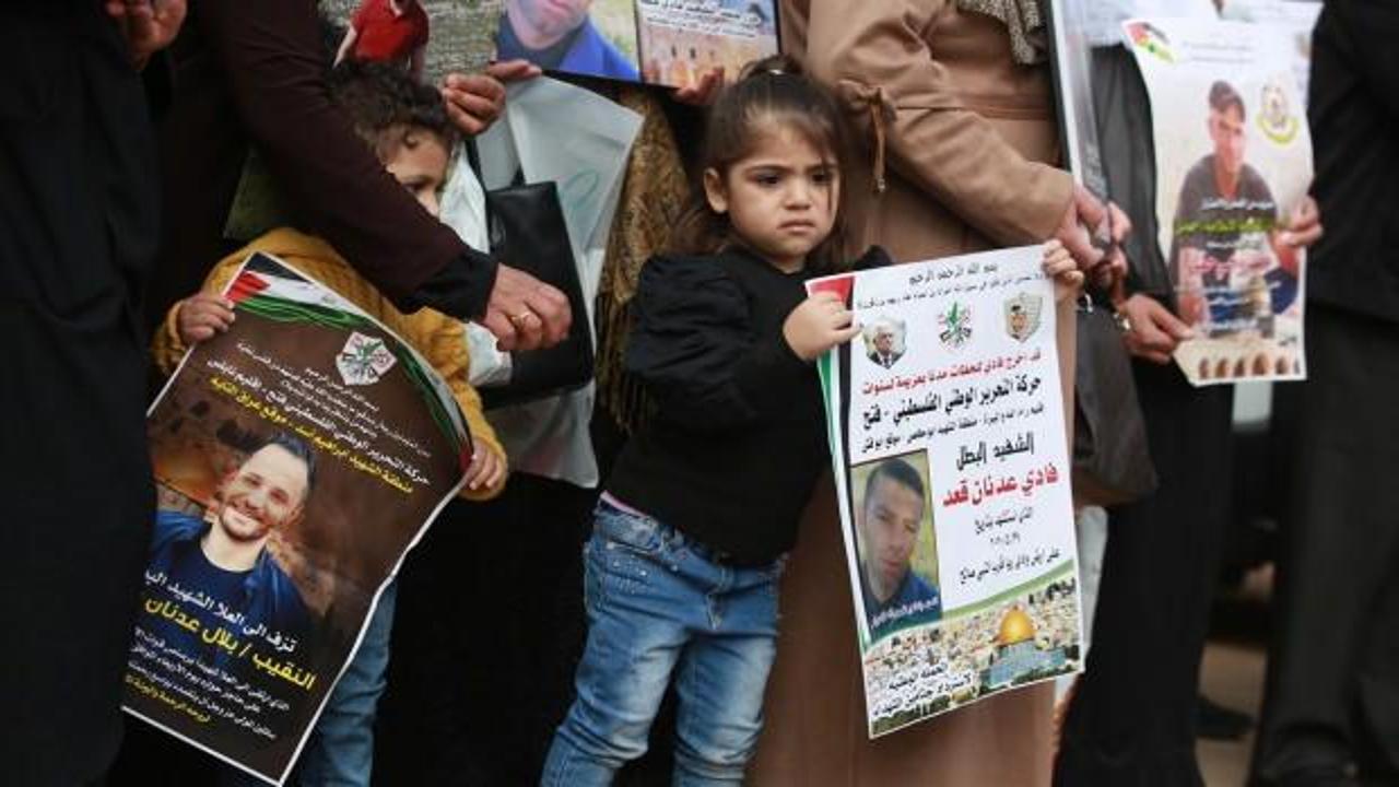 Batı Şeria'da İsrail'in alıkoyduğu cenazeler için gösteri