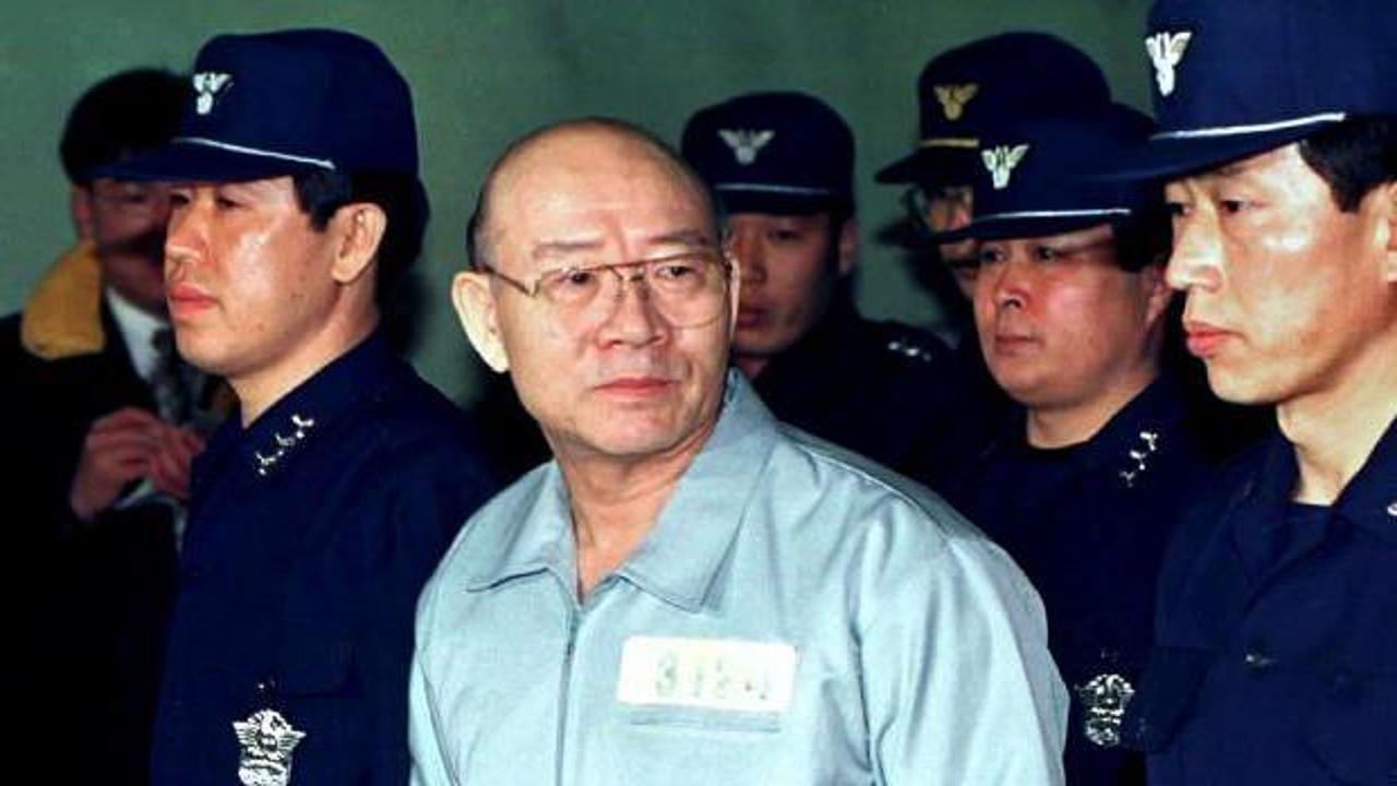 Eski Güney Koreli diktatör Chun Doo-hwan hayatını kaybetti