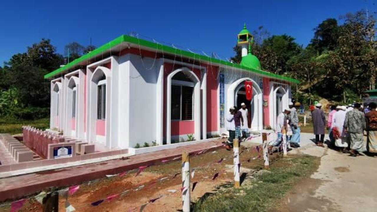 Sadakataşı Bangladeş’te cami açılışı gerçekleştirdi 