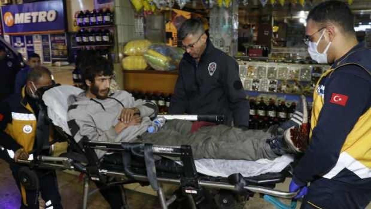 Adana&rsquo;da otogarda bı&ccedil;aklı kavga: 1 yaralı