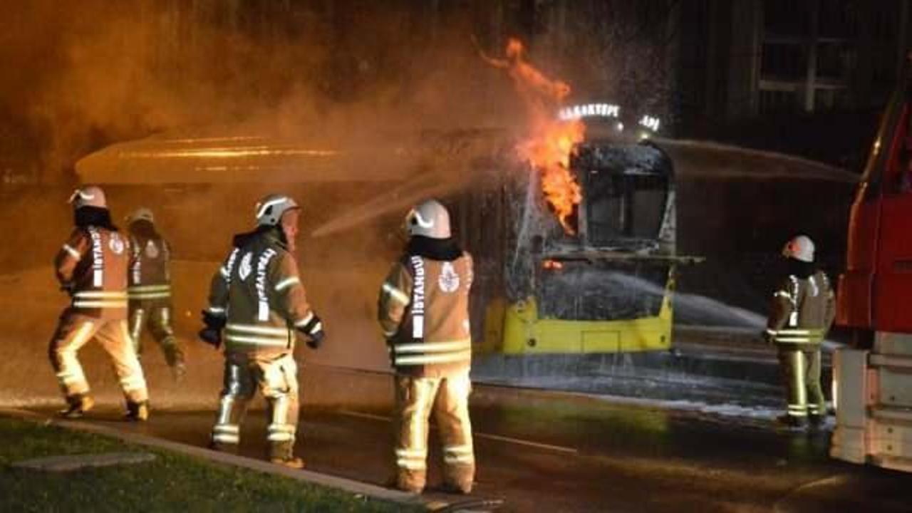 Başakşehir’de doğalgazlı halk otobüsü yandı