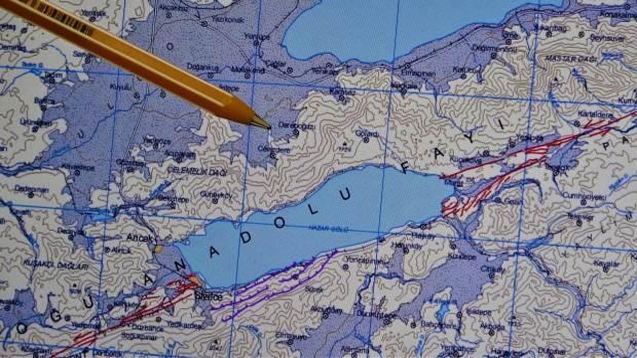 Jeoloji uzmanı Prof. Dr. Aksoy'dan korkutan uyarı: Bu faya dikkat!