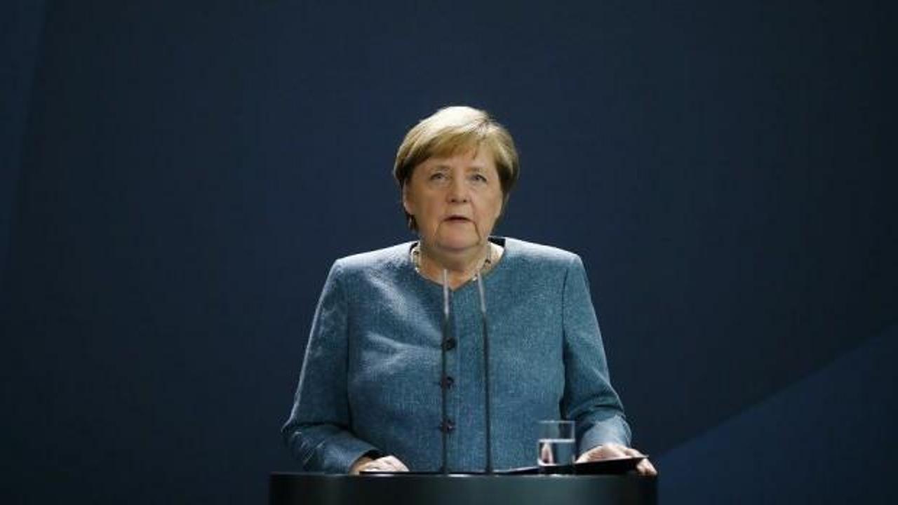 Merkel, "sinsi virüs" olarak nitelendirdiği Kovid-19'un ciddiye alınmasını istedi